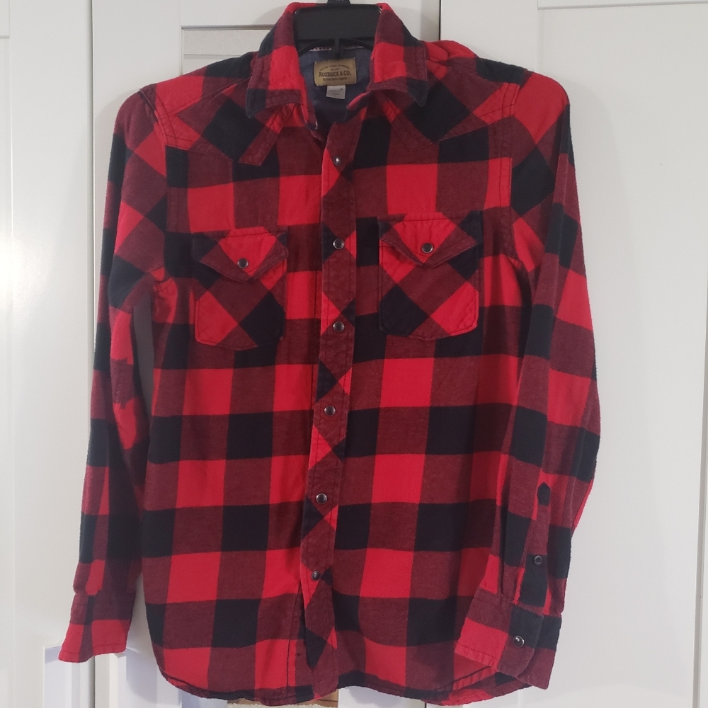 SzS red/black plaid flannel shirt